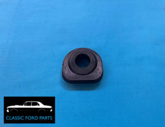VALVE COVER PCV VALVE GROMMET D SHAPE FAIRMONT FALCON XR XT XW XY GS GT ZA ZB ZC ZD FAIRLANE